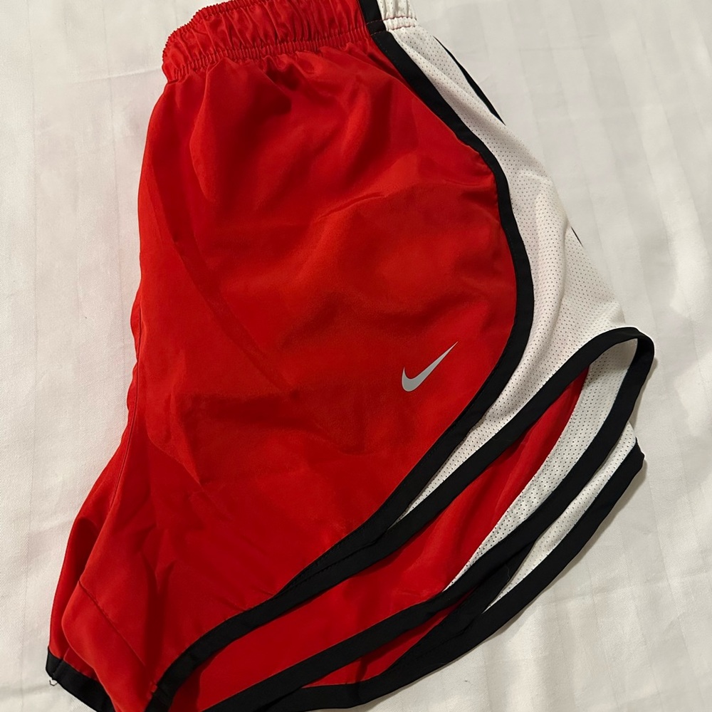 Nike Dri-FIT Red Performance Shorts - Picture 3 of 4